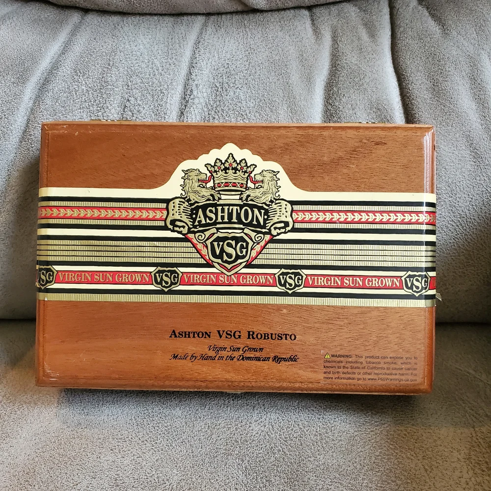 Ashton VSG Empty Cigar Box from Dominion Republic